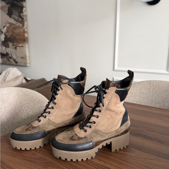 Louis Vuitton Brown and Black Lace-Up Boots - Picture 2 of 5